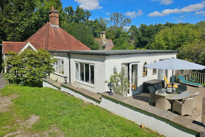 8 acres of House with Land for sale in Dormansland
