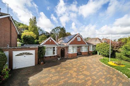 1.6 acres of House with Land for sale in Weymouth