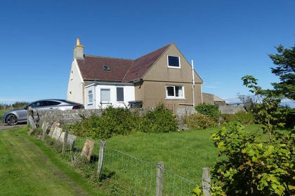 3.2 acres of House with Land for sale in Caithness, Sutherland and Easter Ross