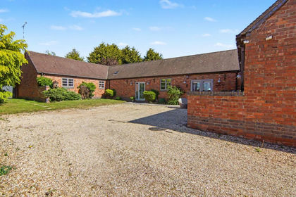 Barn Conversion for sale in Allesley