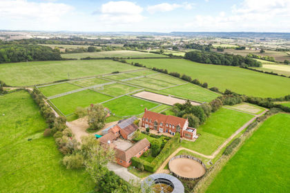 8.8 acres of Country Home for sale in Ettington