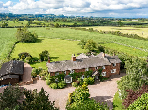 14.5 acres of House with Land for sale in Tarporley