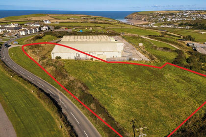 Development Land for sale in Mawgan-in-Pydar