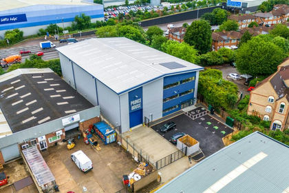 Warehouse for sale in Broxbourne