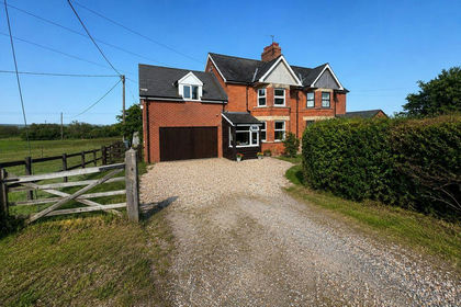 4 acres of Equestrian property for sale in Gillingham