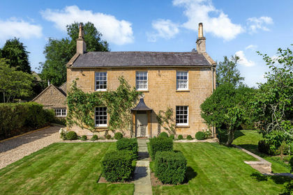 2.2 acres of House with Land for sale in Chedworth
