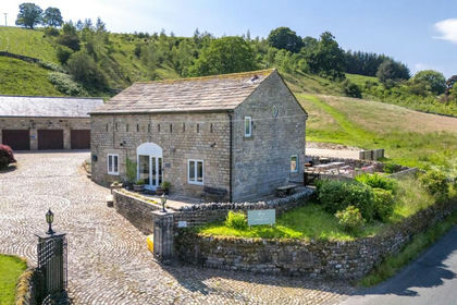 Barn Conversion for sale in Stonebeck Down