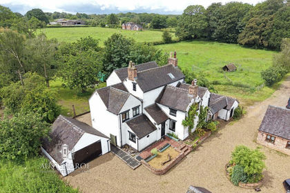 2 acres of Farmhouse for sale in Fradswell