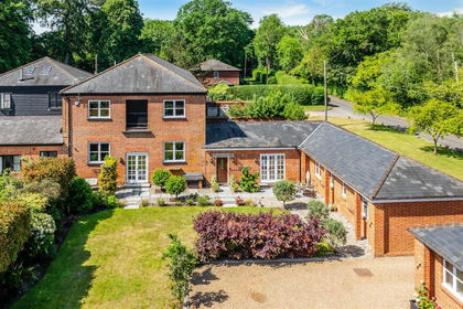 Barn Conversion for sale in Reigate