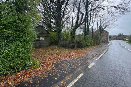 Land for sale in Dinas Cross