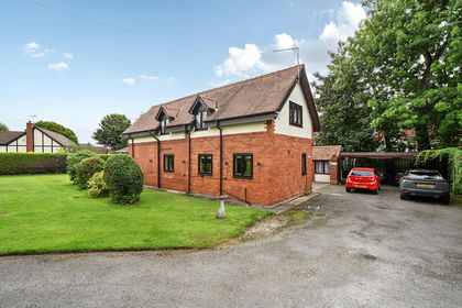 Barn Conversion for sale in Mold