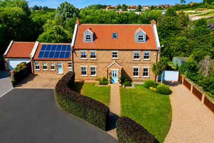 2.5 acres of House with Land for sale in Ingleby Barwick