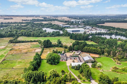 3.6 acres of House with Land for sale in Fenstanton