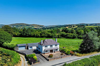 2.4 acres of House with Land for sale in Llanddewi Brefi