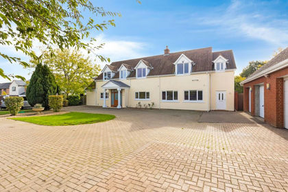 1.5 acres of Land for sale in Hingham