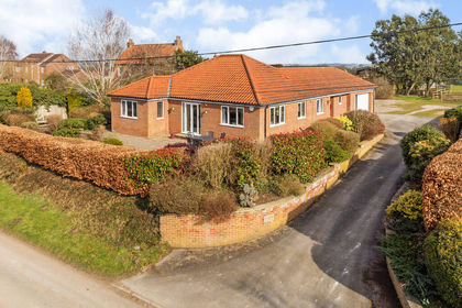 2.3 acres of Land for sale in Hundleby