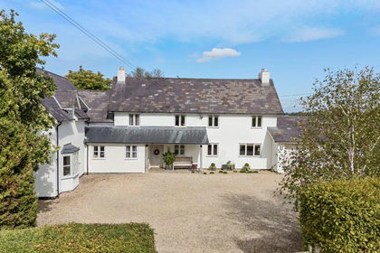 1 acre of Land for sale in Leigh