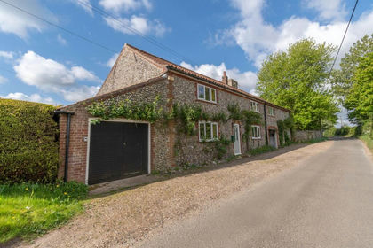 Barn Conversion for sale in Brinton