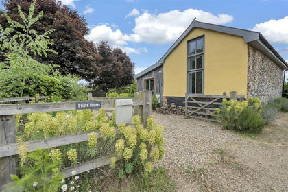 Land for sale in Redgrave