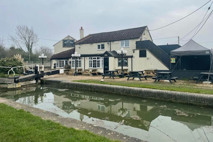 Pub for sale in Norton