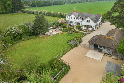 1 acre of Country Home for sale in Berrick Salome