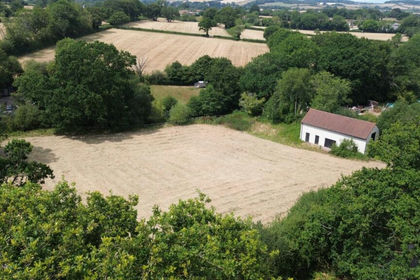 1.2 acres of Barn for sale in Curland