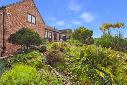 Barn Conversion for sale in Norbury