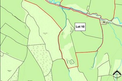 23.9 acres of Pasture for sale in Llantrisant Fawr