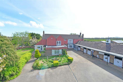 Equestrian property for sale in Chiddingly