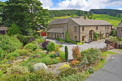 Barn Conversion for sale in Fountains Earth