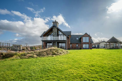 20 acres of House with Land for sale in West Dunbartonshire