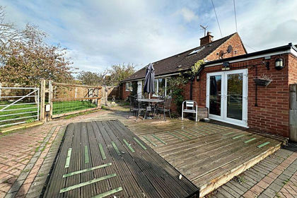 1 acre of Land for sale in Bricklehampton