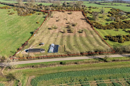 4 acres of Land for sale in Avon Dassett