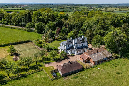 1.5 acres of Country Home for sale in Stanton on the Wolds