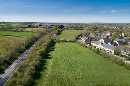 Development Land for sale in Ducklington