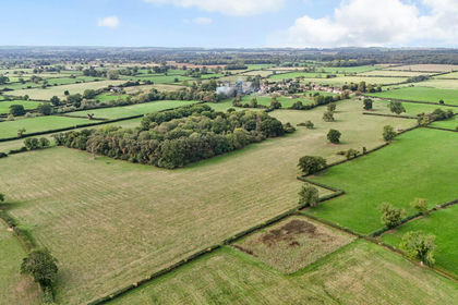 31.7 acres of Farmland for sale in Sopworth