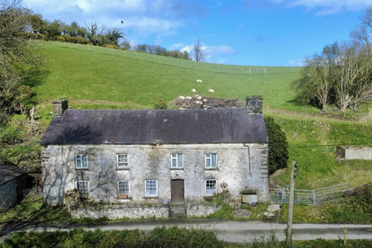 1.3 acres of Farmhouse for sale in Ciliau Aeron