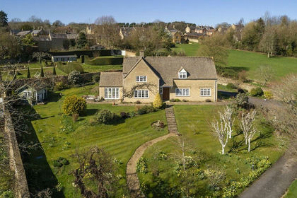 1 acres of House with Land for sale in Blockley