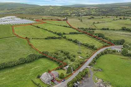 23.8 acres of House with Land for sale in Rhigos