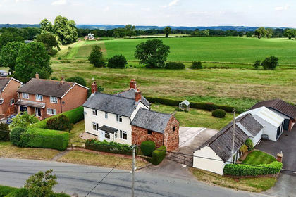 1.9 acres of Cottage for sale in Kinnerley