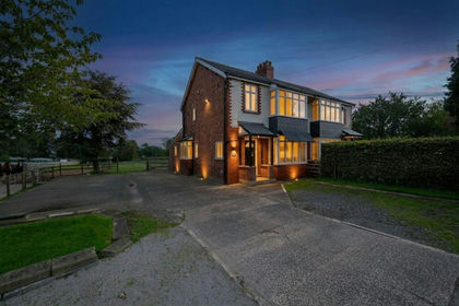 1 acre of House with Land for sale in Rufford