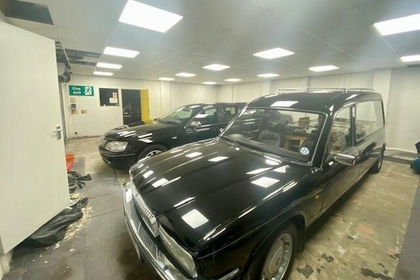 Workshop for sale in Newbury