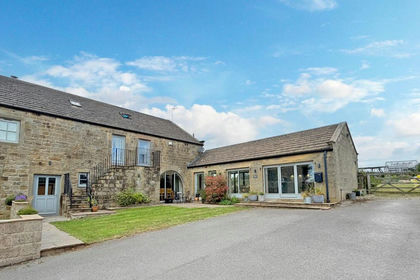 Barn Conversion for sale in Norwood