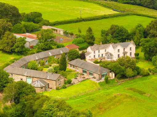 24 acres of Country Estate for sale in