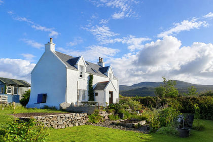 5.2 acres of House with Land for sale in Argyll, Bute and South Lochaber