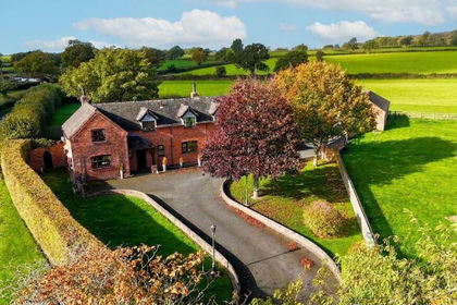 3.2 acres of House with Land for sale in Uttoxeter Rural