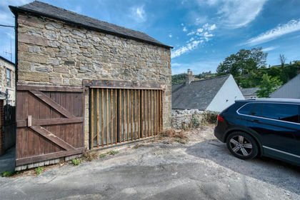 Holiday Let Property for sale in Matlock Town