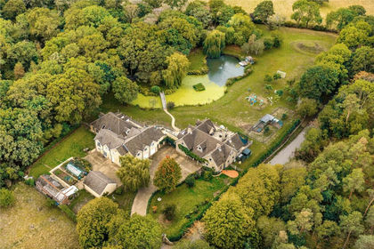 2.3 acres of House with Land for sale in Brigstock