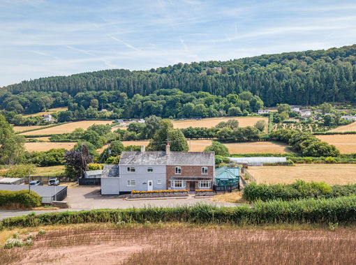 4.9 acres of House with Land for sale in Ross-on-wye
