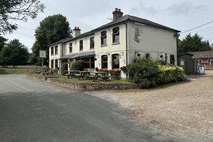 Pub for sale in Peasemore